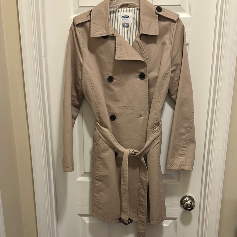 Old Navy Tan Trench Coat with Classic Design